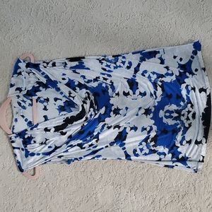 Worthington size small scoop front blouse